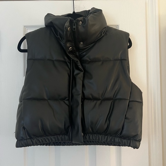 Zara Jackets & Blazers - Zara Cropped Vest